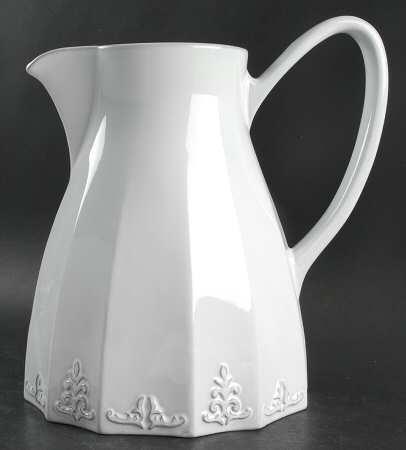 Fleur White 172 Oz Pitcher
