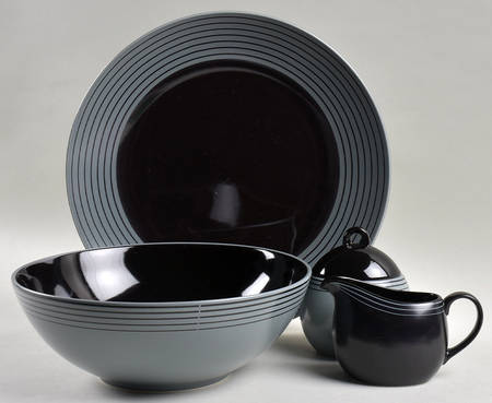 Race Track 5 Piece Hostess Set