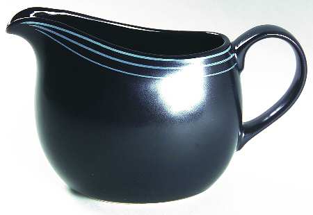 Race Track Creamer