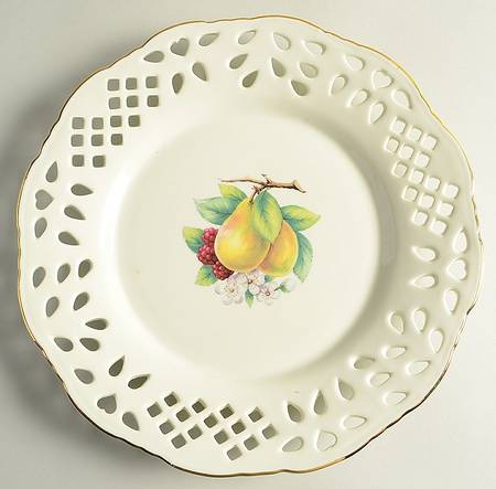 BAU54 Pierced Edge Dinner Plate