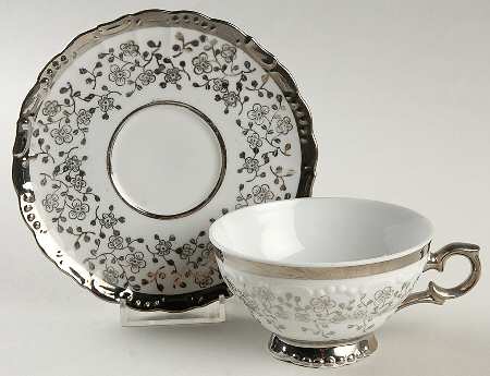 BTH188 Footed Cup & Saucer Set