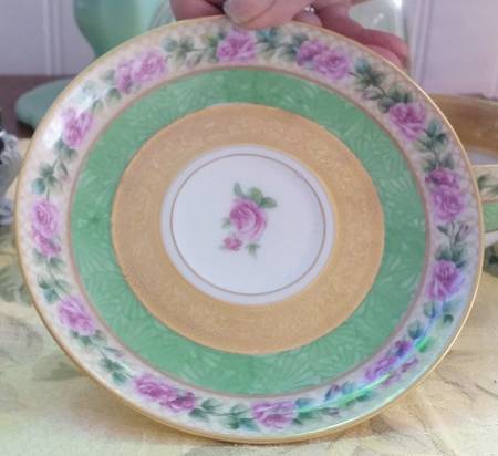 BLK141 Saucer