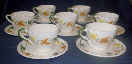 BRO5 Flat Cup & Saucer Set