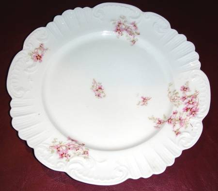 BTM3 Dinner Plate
