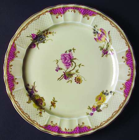 BER510 Cream Dinner Plate