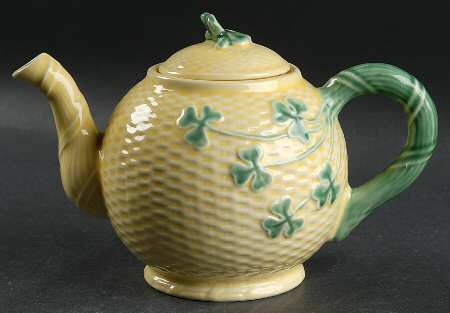 Shamrock Teapot & Lid