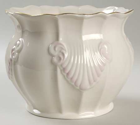 Georgian Shell 6" Cachepot