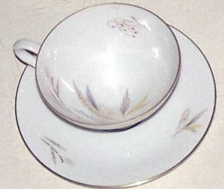 3056 Flat Cup & Saucer Set