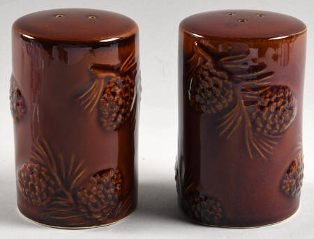 Fusion Pinecone Salt & Pepper Set
