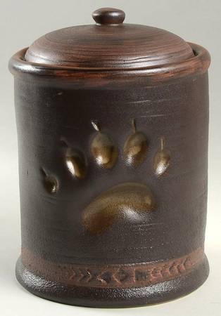 Maskwa Ridge Cookie Jar & Lid