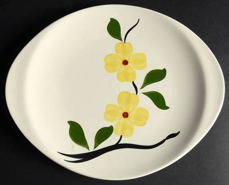 Southern Dogwood (Yellow) 11" Oval Serving Platter