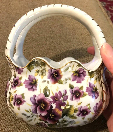 Pansy Chintz Small Basket
