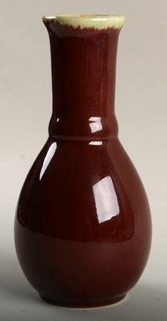Tudor 8" Vase