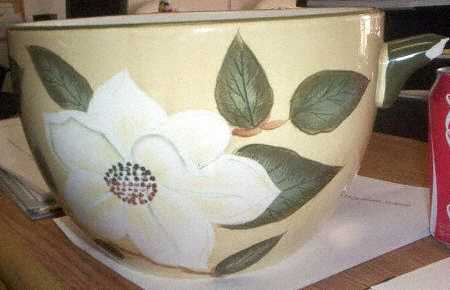 Magnolia Collection Flat Cup
