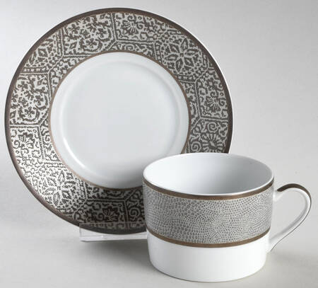 Sauvage Flat Cup & Saucer Set
