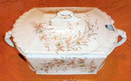 1922 Rectangular Tureen & Lid
