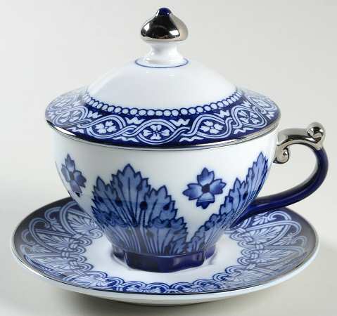 Grace Flat Cup & Saucer Set with Lid