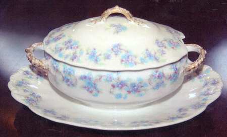 BWD631 Gravy Boat & Lid w/Underplate
