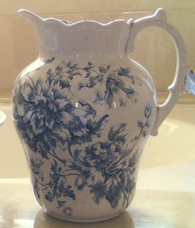 Duchess Large Pitcher
