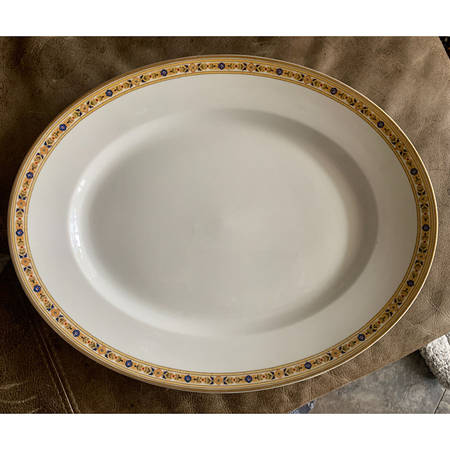 BER557 14" Oval Serving Platter