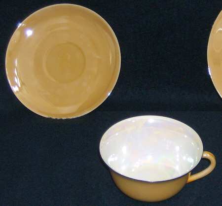 BLL17 Flat Cup & Saucer Set