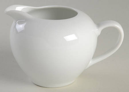 Everyday White (Porcelian) Creamer
