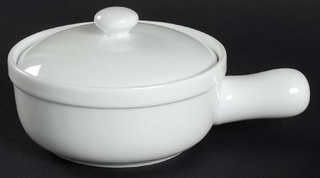 Everyday White (Porcelian) Covered Soup Bowl