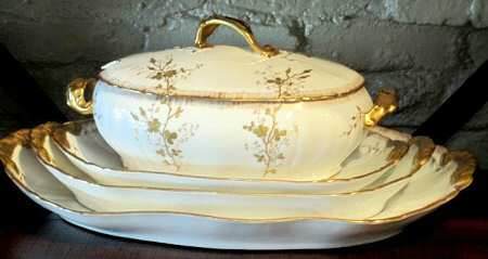 BWD659 Oval Covered Vegetable