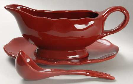 Harvest Red Garnet Gravy Boat & Underplate with Ladle