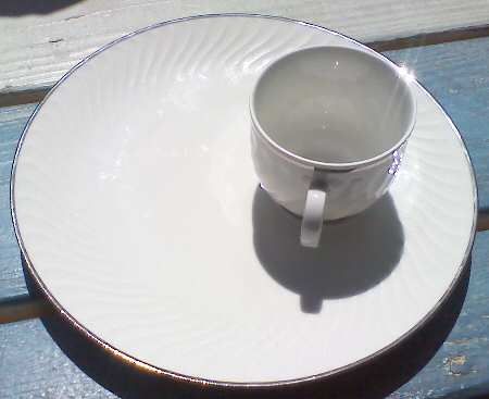 BTH233 Snack Plate & Cup Set