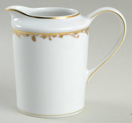 Capucine Creamer
