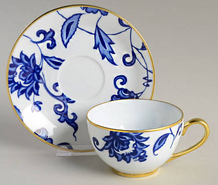 Prince Bleu Footed Cup & Saucer Set