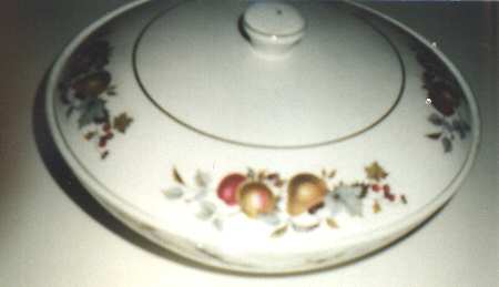 Russet Glow Round Covered Vegetable
