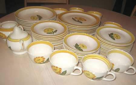 Tansy Footed Cup