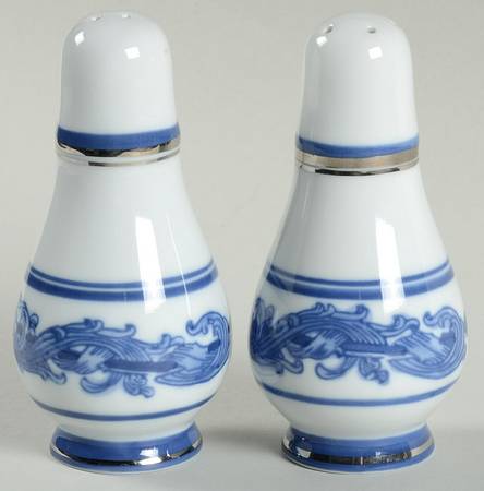 Asian Garden Salt & Pepper Set