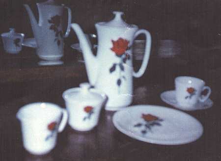 BAV395 Flat Cup & Saucer Set