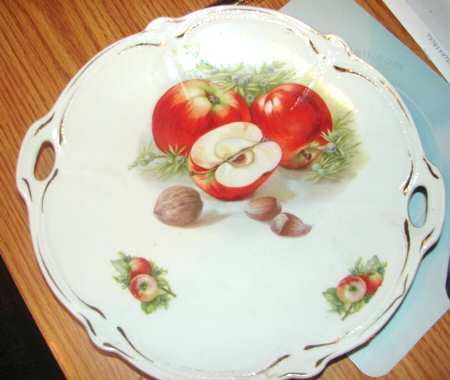 BAV400 Handled Cake Plate