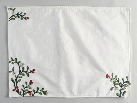 Mistletoe Cloth Placemat
