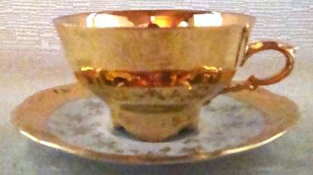 BTH240 Footed Cup & Saucer Set