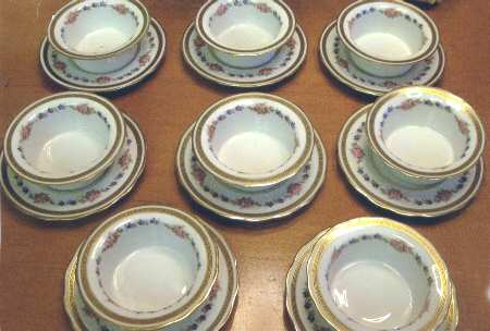 BER574 Ramekin & Saucer Set