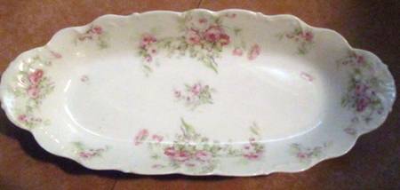 BWD682 14" Oval Serving Platter