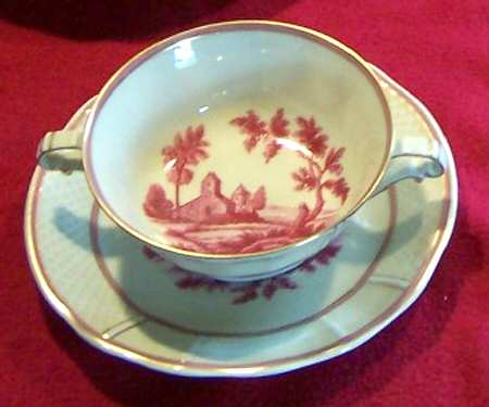BER584 Footed Cream Soup Bowl & Saucer Set