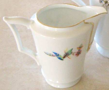 8375 Creamer