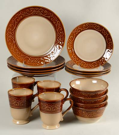 Embossed Scroll 16 Piece Set