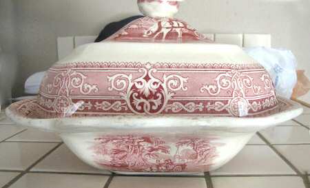 Woodland Pink Square Covered Vegetable