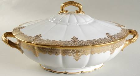 BER592 Oval Tureen & Lid