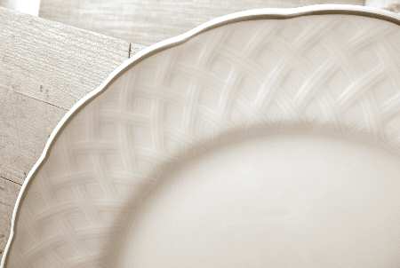 Osier (Restaurant, Gold Trim) Dinner Plate