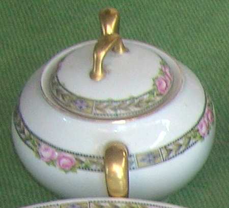 BOJ94 Sugar Bowl & Lid