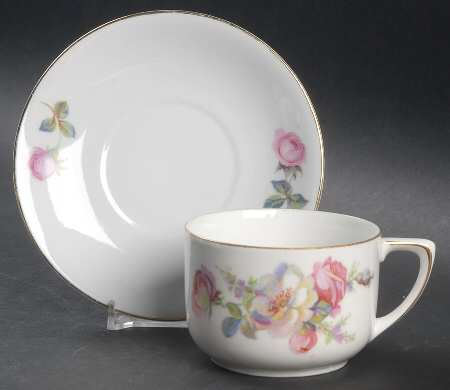 BAV420 Flat Cup & Saucer Set