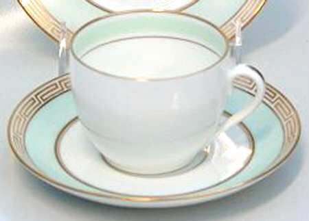 BIG86 Flat Cup & Saucer Set